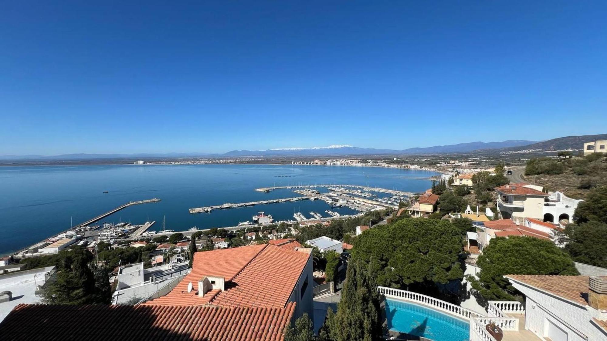 Precioso Piso Con Vistas Espectaculares Del Mar Av-50 Apartment Росес Екстериор снимка
