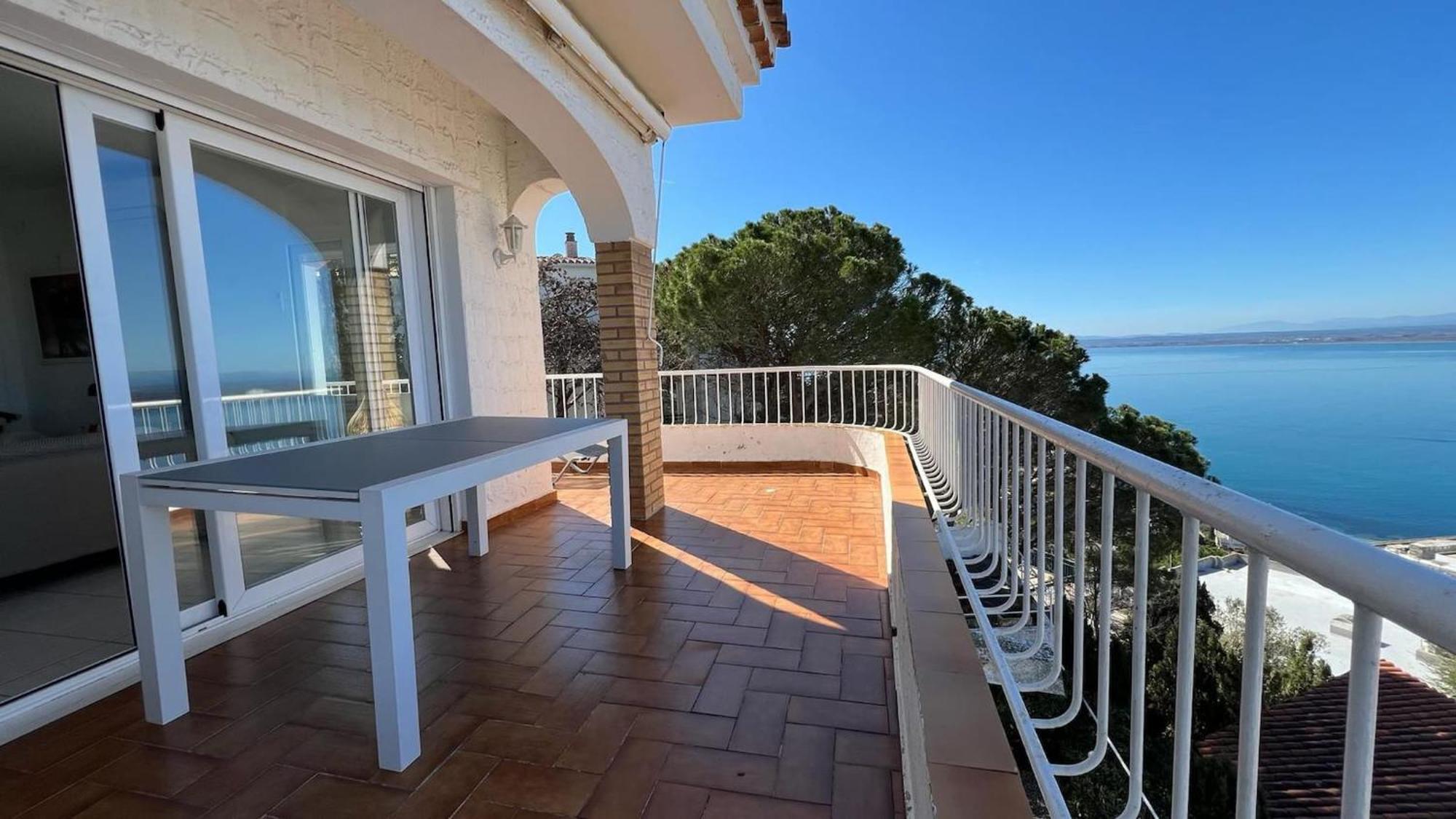 Precioso Piso Con Vistas Espectaculares Del Mar Av-50 Apartment Росес Екстериор снимка